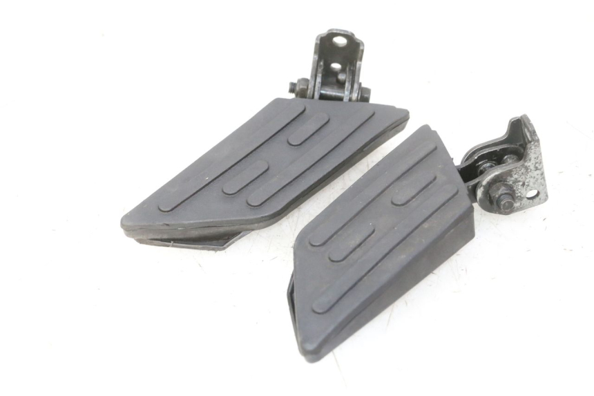 photo de PAAR FUßRASTENHALTER HINTEN PEUGEOT KISBEE 2T 50 (2010 - 2017) - Hauptansicht