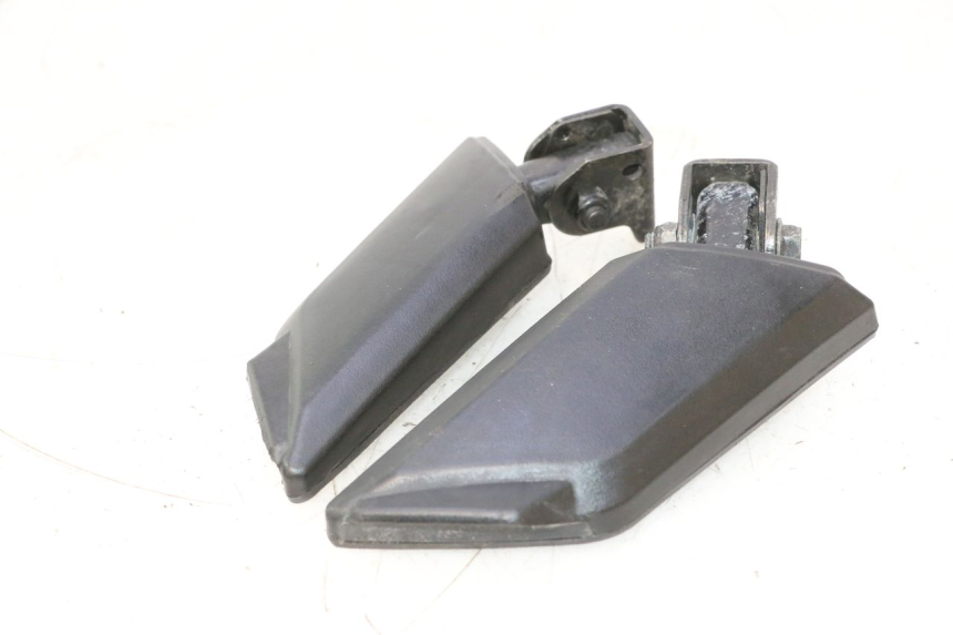 photo de PAAR FUßRASTENHALTER HINTEN PEUGEOT KISBEE 2T 50 (2010 - 2017) - Alternative Perspektive