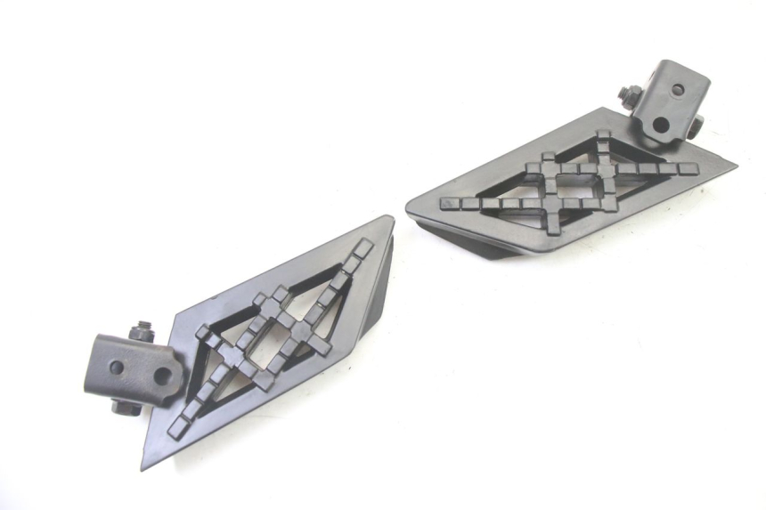 photo de PAAR FUßRASTENHALTER HINTEN PEUGEOT KISBEE 4T 50 (2018 - 2022) - Hauptansicht