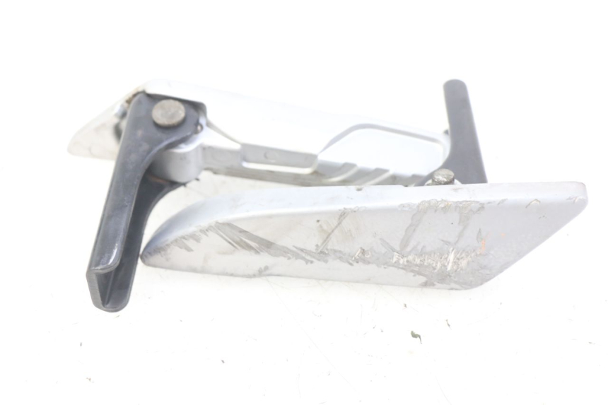 photo de PAAR FUßRASTENHALTER HINTEN PIAGGIO LIBERTY IGET 4T 50 (2015 - 2020) - Technische Nahaufnahme