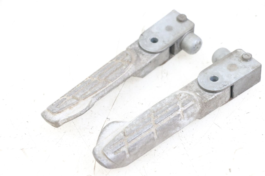 photo de PAAR FUßRASTENHALTER HINTEN KYMCO LIKE 125 (2009 - 2016) - Hauptansicht