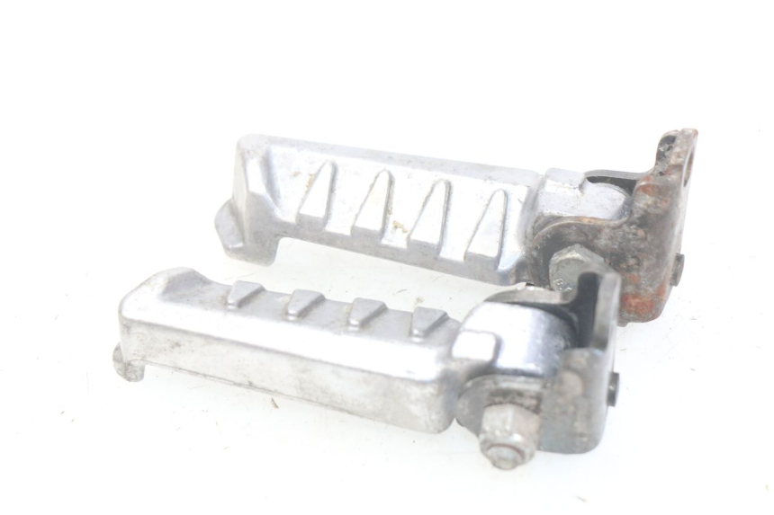 photo de PAAR FUßRASTENHALTER HINTEN PEUGEOT LUDIX BLASTER 50 (2006 - 2014) - Hauptansicht