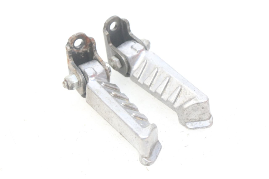 photo de PAAR FUßRASTENHALTER HINTEN PEUGEOT LUDIX BLASTER 50 (2006 - 2014) - Detailansicht des Bauteils