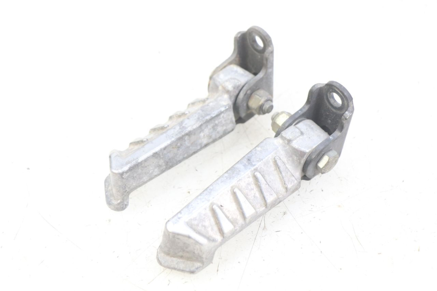 photo de PAAR FUßRASTENHALTER HINTEN PEUGEOT LUDIX 50 (2005 - 2007) - Hauptansicht