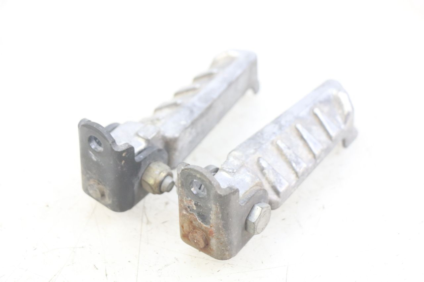 photo de PAAR FUßRASTENHALTER HINTEN PEUGEOT LUDIX 50 (2005 - 2007) - Zoom auf Gebrauchszustand