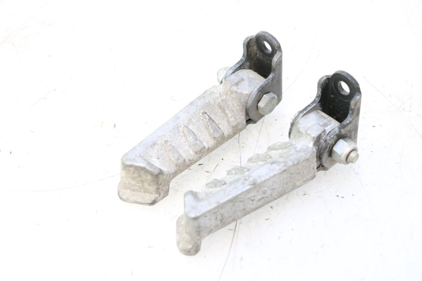 photo de FUSSRASTEN HINTEN PEUGEOT LUDIX ONE 50 (2004 - 2013) - Hauptansicht