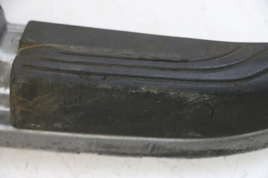 photo de FUSSRASTEN HINTEN PIAGGIO MP3 500 (2014 - 2017) - Zoom auf Gebrauchszustand