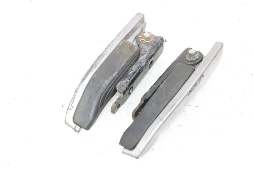 photo de FUSSRASTEN HINTEN PIAGGIO MP3 500 (2014 - 2017) - Oberflächenzustand und Material