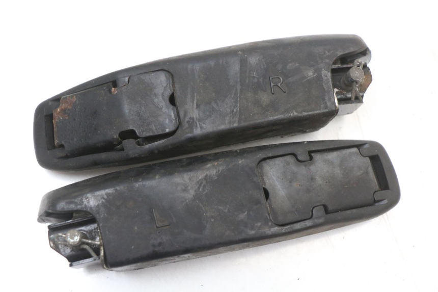 photo de FUSSRASTEN HINTEN MBK MW TRYPTIK 125 (2014 - 2016) - Detailansicht des Bauteils