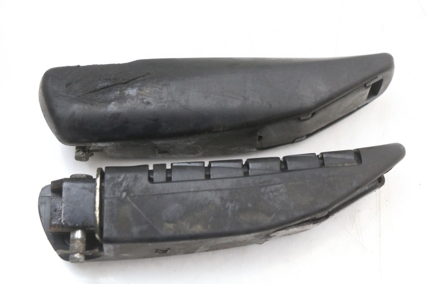 photo de FUSSRASTEN HINTEN MBK MW TRYPTIK 125 (2014 - 2016) - Technische Nahaufnahme