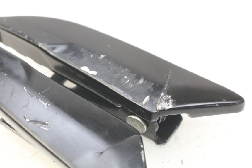 photo de PAAR FUßRASTENHALTER HINTEN PIAGGIO NEW TYPHOON 50 (2018 - 2021) - Alternative Perspektive