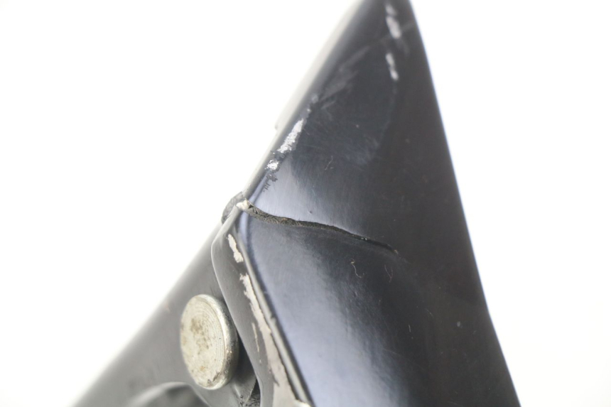 photo de PAAR FUßRASTENHALTER HINTEN PIAGGIO NEW TYPHOON 50 (2018 - 2021) - Oberflächenzustand und Material