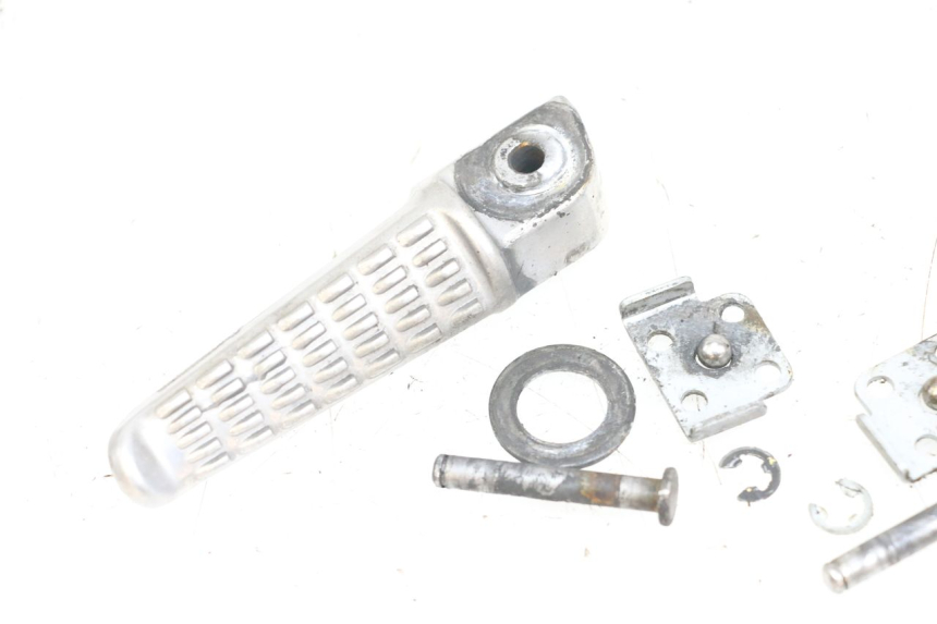 photo de FUSSRASTEN HINTEN KAWASAKI NINJA 400 (2018 - 2023) - Gesamtansicht des Produkts