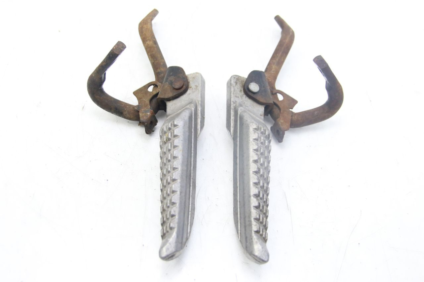 photo de PAAR FUßRASTENHALTER HINTEN SELECT UP OCTALIS 125 (2007 - 2012) - Geprüftes Gebrauchtteil