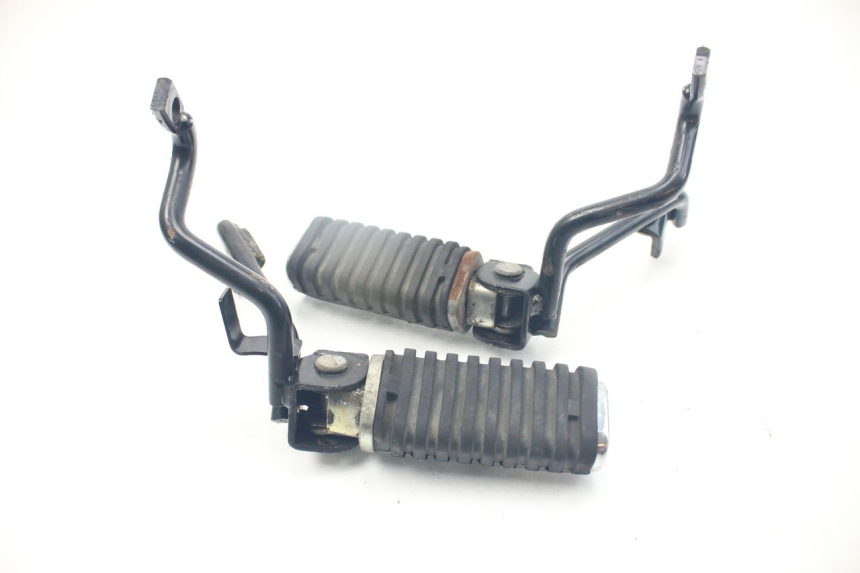 photo de PAAR FUßRASTENHALTER HINTEN KYMCO PEOPLE 250 (2004 - 2008) - Technische Nahaufnahme