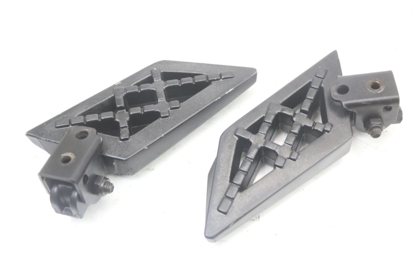 photo de FUSSRASTEN HINTEN PEUGEOT STREETZONE 4T 50 (2018 - 2023) - Zoom auf Gebrauchszustand