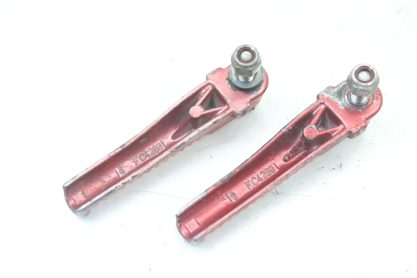 photo de PAAR FUßRASTENHALTER HINTEN PEUGEOT TKR TREKKER FURIOUS 50 (2005 - 2014) - Technische Nahaufnahme