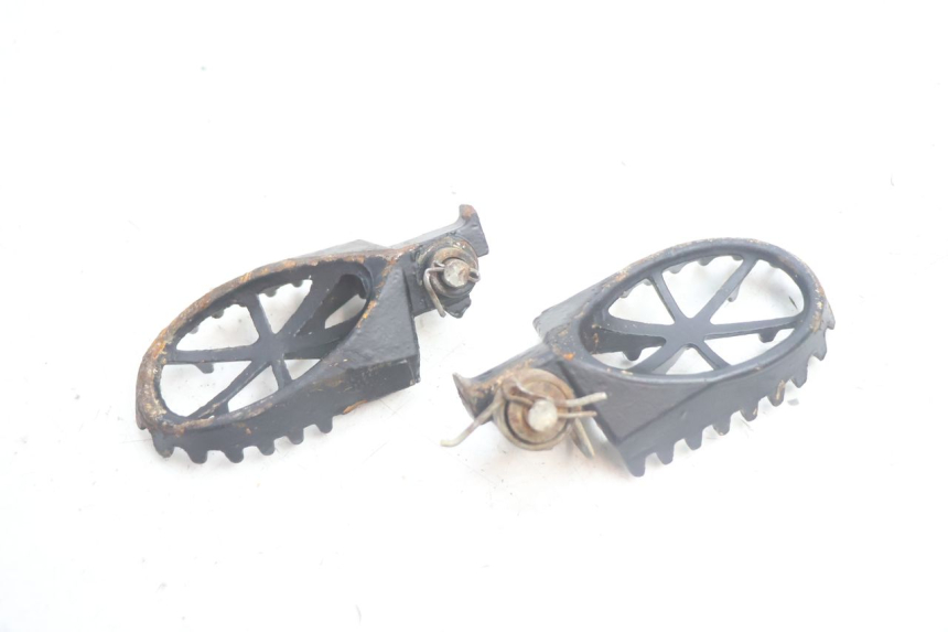 photo de FUSSRASTEN HINTEN APOLLO RFZ 125 - Details der Befestigungspunkte