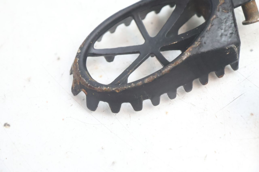 photo de FUSSRASTEN HINTEN APOLLO RFZ 125 - Geprüftes Gebrauchtteil