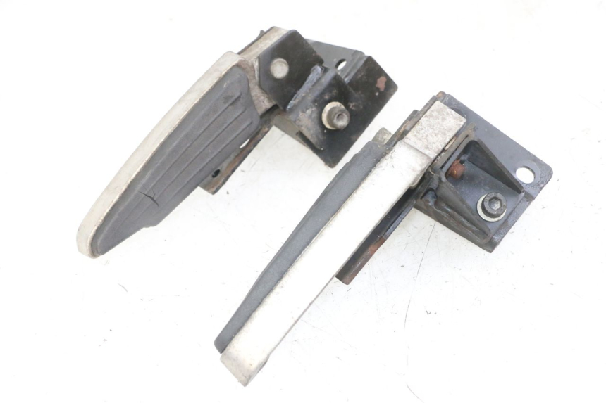 photo de FUSSRASTEN HINTEN PEUGEOT SATELIS 125 (2013 - 2018) - Gesamtansicht des Produkts