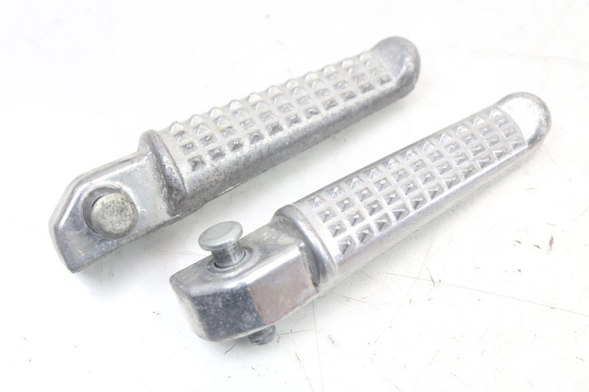 photo de FUSSRASTEN HINTEN MASAI SCRAMBLER SPORT 125 (2021 - 2025) - Alternative Perspektive