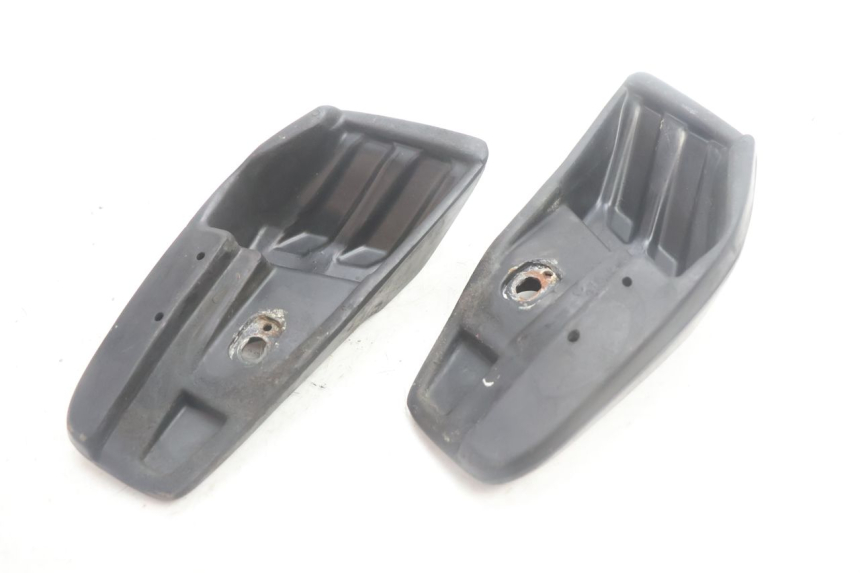 photo de PAAR FUßRASTENHALTER HINTEN HONDA SCV LEAD 100 (2003 - 2007) - Details der Befestigungspunkte