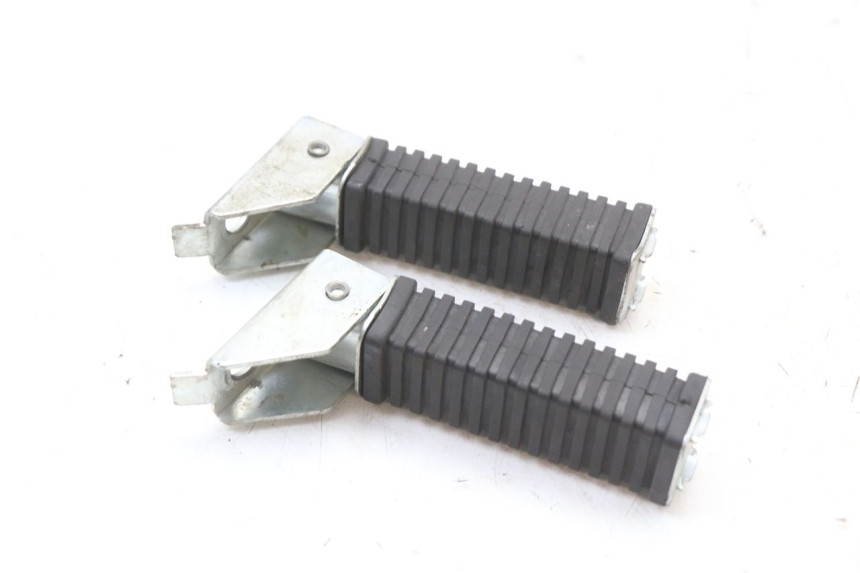 photo de FUSSRASTEN HINTEN SKYTEAM SKYMAX PRO 125 (2012 - 2016) - Detailansicht des Bauteils