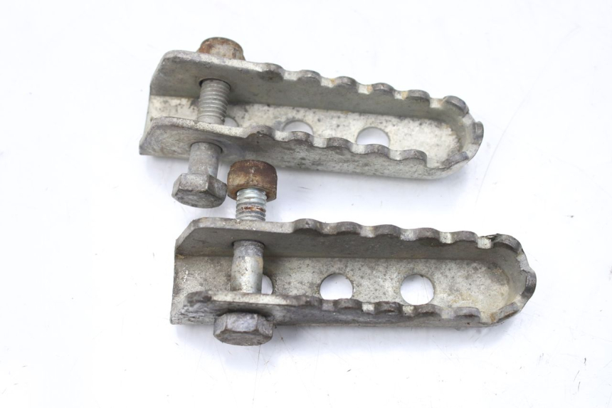 photo de PAAR FUßRASTENHALTER HINTEN GILERA SMT SUPERMOTARD 50 (2009 - 2017) - Alternative Perspektive