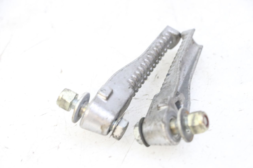 photo de FUSSRASTEN HINTEN PEUGEOT SPEEDFIGHT 2 LC 50 (2000 - 2009) - Alternative Perspektive