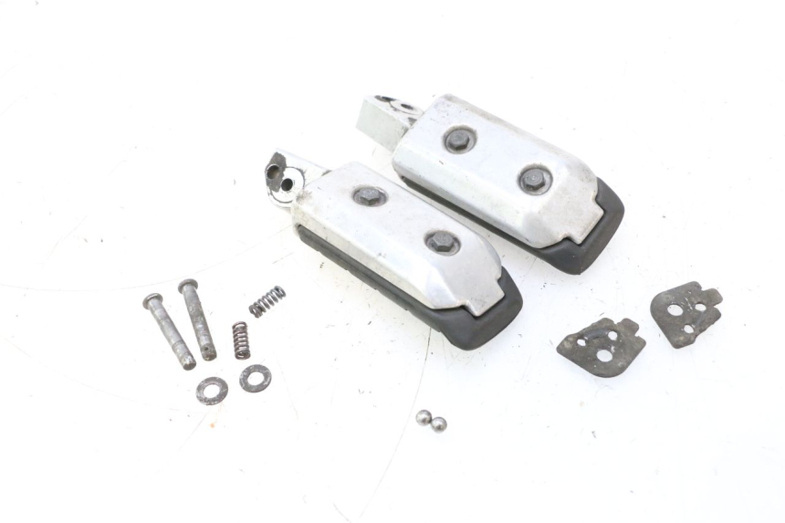 photo de FUSSRASTEN HINTEN HONDA ST PAN EUROPEAN 1100 (1990 - 2002) - Alternative Perspektive