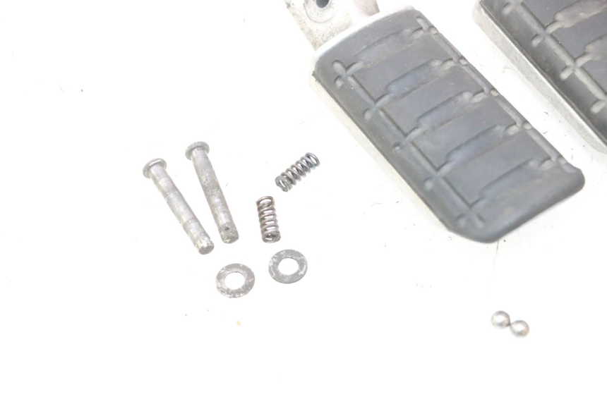 photo de FUSSRASTEN HINTEN HONDA ST PAN EUROPEAN 1100 (1990 - 2002) - Gesamtansicht des Produkts