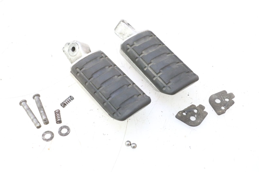photo de FUSSRASTEN HINTEN HONDA ST PAN EUROPEAN 1100 (1990 - 2002) - Kennzeichnungen und Originalreferenzen
