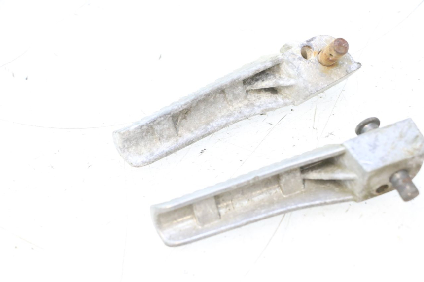 photo de FUSSRASTEN HINTEN GILERA STALKER 50 (2004 - 2014) - Detailansicht des Bauteils