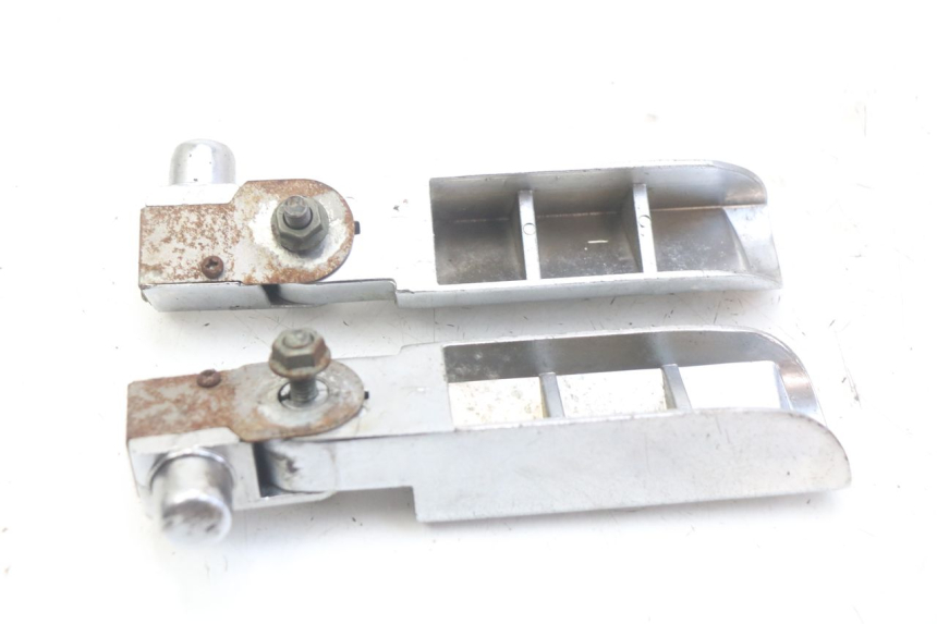 photo de FUSSRASTEN HINTEN RAZZO STEED 125 (2012 - 2018) - Detailansicht des Bauteils