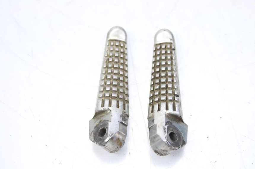 photo de PAAR FUßRASTENHALTER HINTEN SUZUKI SV S 650 (1999 - 2002) - Zoom auf Gebrauchszustand