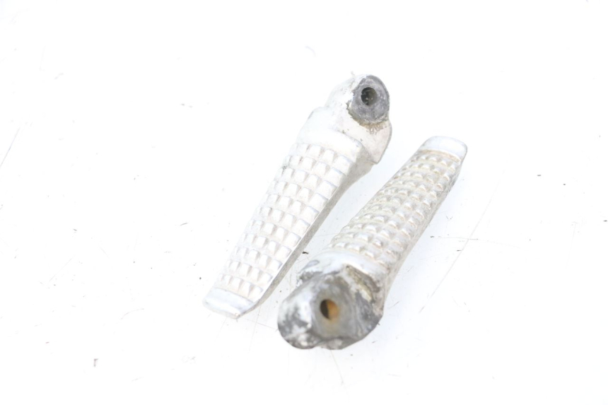 photo de FUSSRASTEN HINTEN SUZUKI SV S 650 (2003 - 2009) - Detailansicht des Bauteils