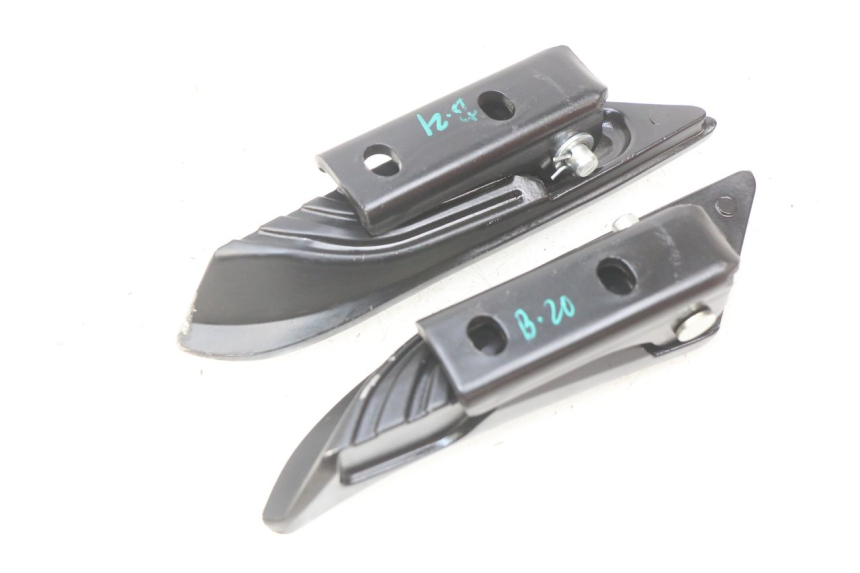 photo de PAAR FUßRASTENHALTER HINTEN APRILIA SXR 50 (2021 - 2023) - Gesamtansicht des Produkts