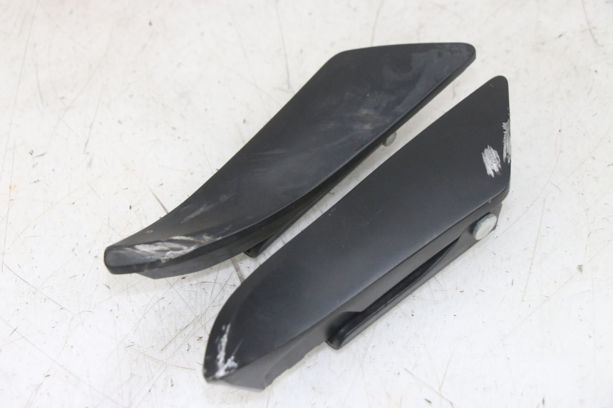 photo de PAAR FUßRASTENHALTER HINTEN APRILIA SXR 50 (2021 - 2023) - Technische Nahaufnahme