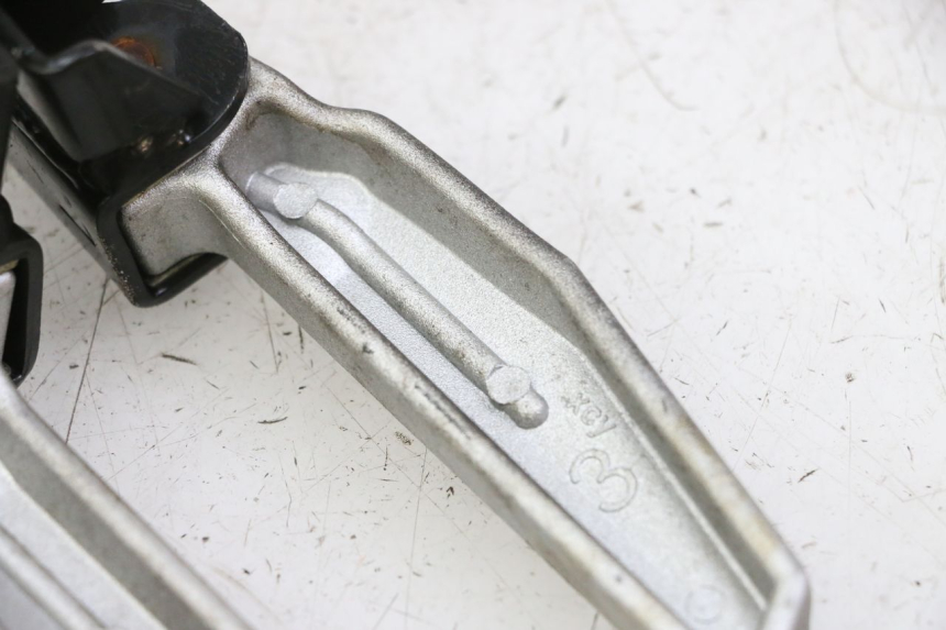 photo de FUSSRASTEN HINTEN SYM FIDDLE 3 III 50 (2014 - 2020) - Gesamtansicht des Produkts