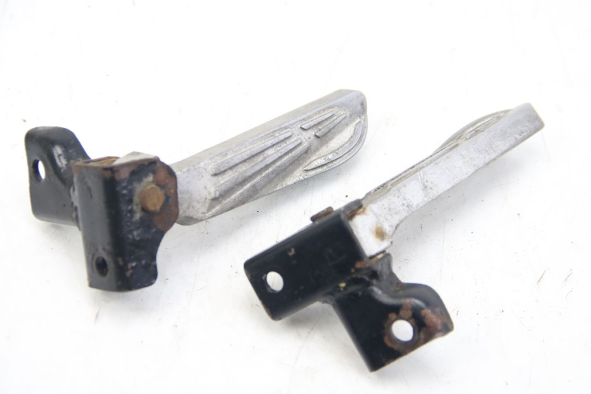 photo de PAAR FUßRASTENHALTER HINTEN PEUGEOT TWEET 4T 50 (2010 - 2014) - Hauptansicht