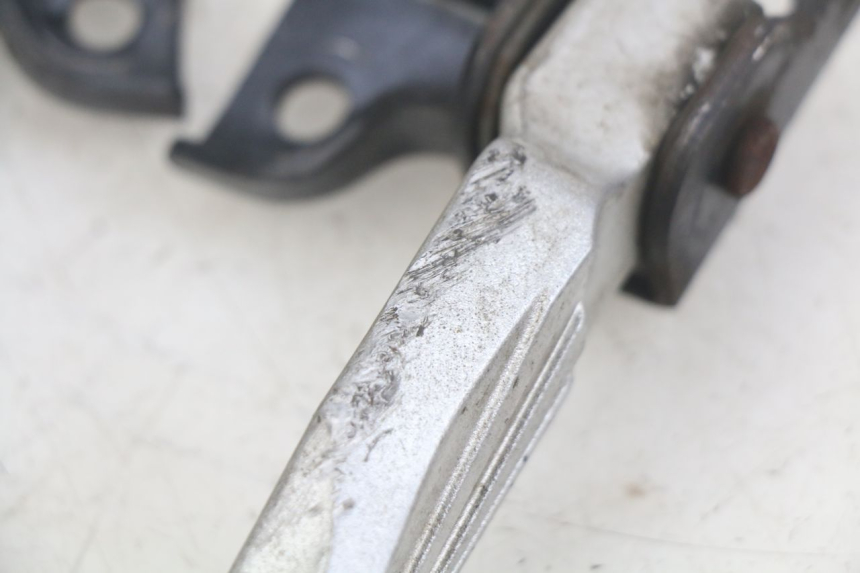 photo de PAAR FUßRASTENHALTER HINTEN PEUGEOT TWEET 4T 50 (2018 - 2022) - Alternative Perspektive