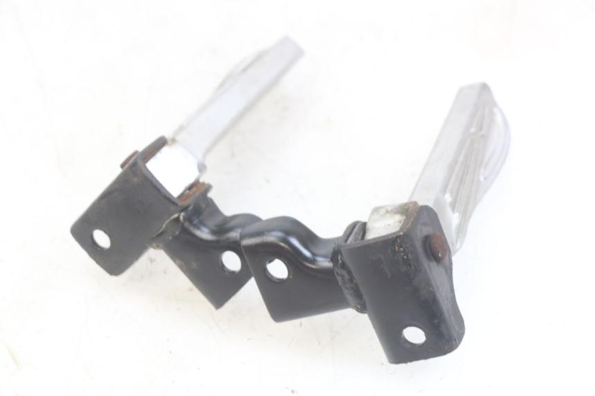 photo de PAAR FUßRASTENHALTER HINTEN PEUGEOT TWEET 4T 50 (2018 - 2022) - Details der Befestigungspunkte