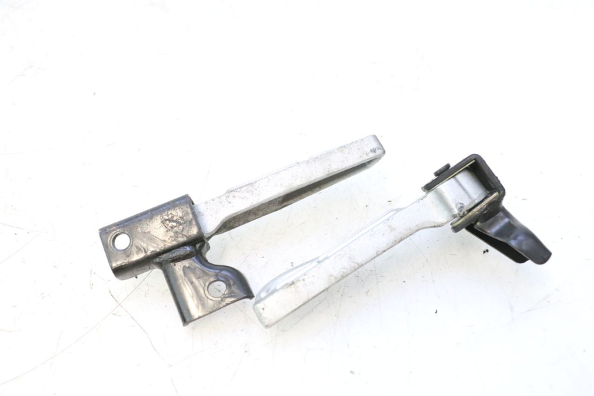 photo de PAAR FUßRASTENHALTER HINTEN PEUGEOT TWEET 4T 50 (2018 - 2022) - Oberflächenzustand und Material