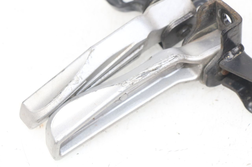 photo de FUSSRASTEN HINTEN PEUGEOT TWEET ACTIVE 4T 50 (2018 - 2022) - Zoom auf Gebrauchszustand