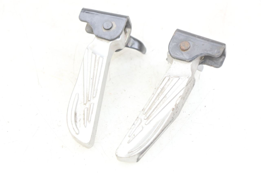 photo de PAAR FUßRASTENHALTER HINTEN PEUGEOT TWEET 125 (2018 - 2021) - Hauptansicht