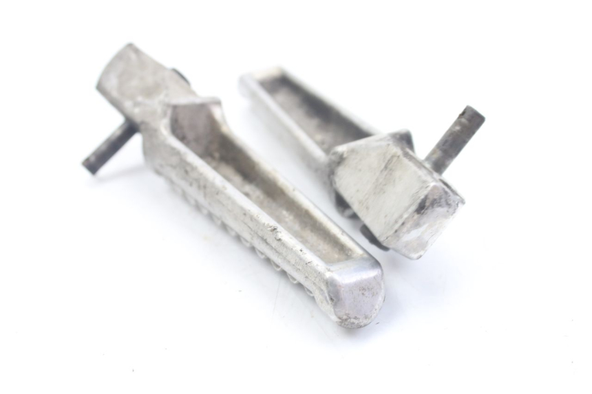 photo de PAAR FUßRASTENHALTER HINTEN HONDA VFR FI RC46 800 (1998 - 2001) - Detailansicht des Bauteils