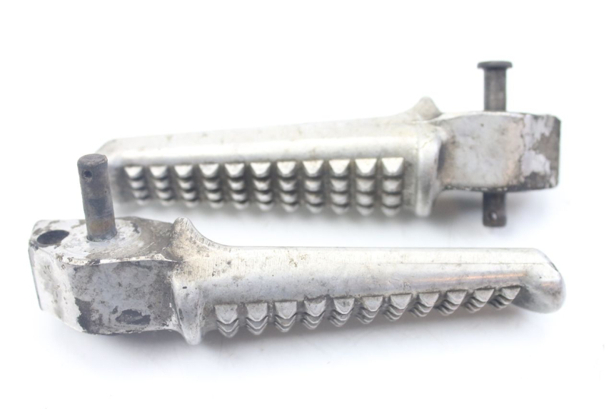 photo de PAAR FUßRASTENHALTER HINTEN HONDA VFR FI RC46 800 (1998 - 2001) - Alternative Perspektive