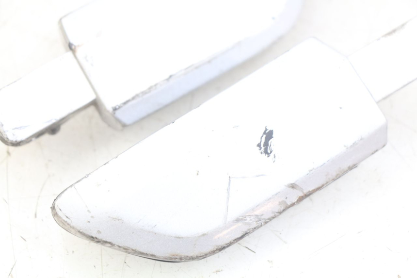 photo de PAAR FUßRASTENHALTER HINTEN YAMAHA X-CITY XCITY 125 (2007 - 2013) - Technische Nahaufnahme