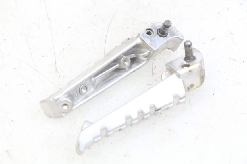 photo de PAAR FUßRASTENHALTER HINTEN YAMAHA X-MAX XMAX 125 (2010 - 2013) - Alternative Perspektive