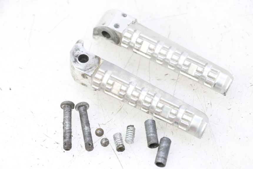 photo de PAAR FUßRASTENHALTER HINTEN YAMAHA X-MAX XMAX 125 (2010 - 2013) - Hauptansicht